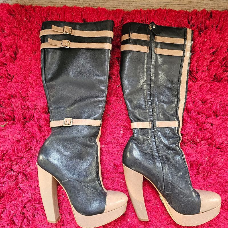 Bota Salto Alto Quadrado Curvo Morena Rosa Morena Rosa Usado