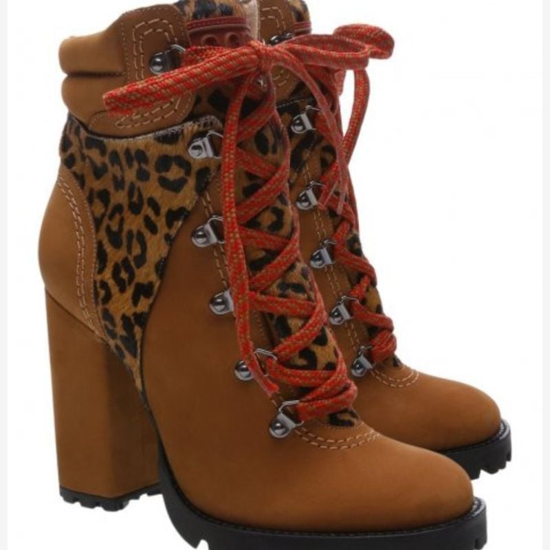Bota Salto de Onça Coturno Tractor Boot Animal Print Schutz