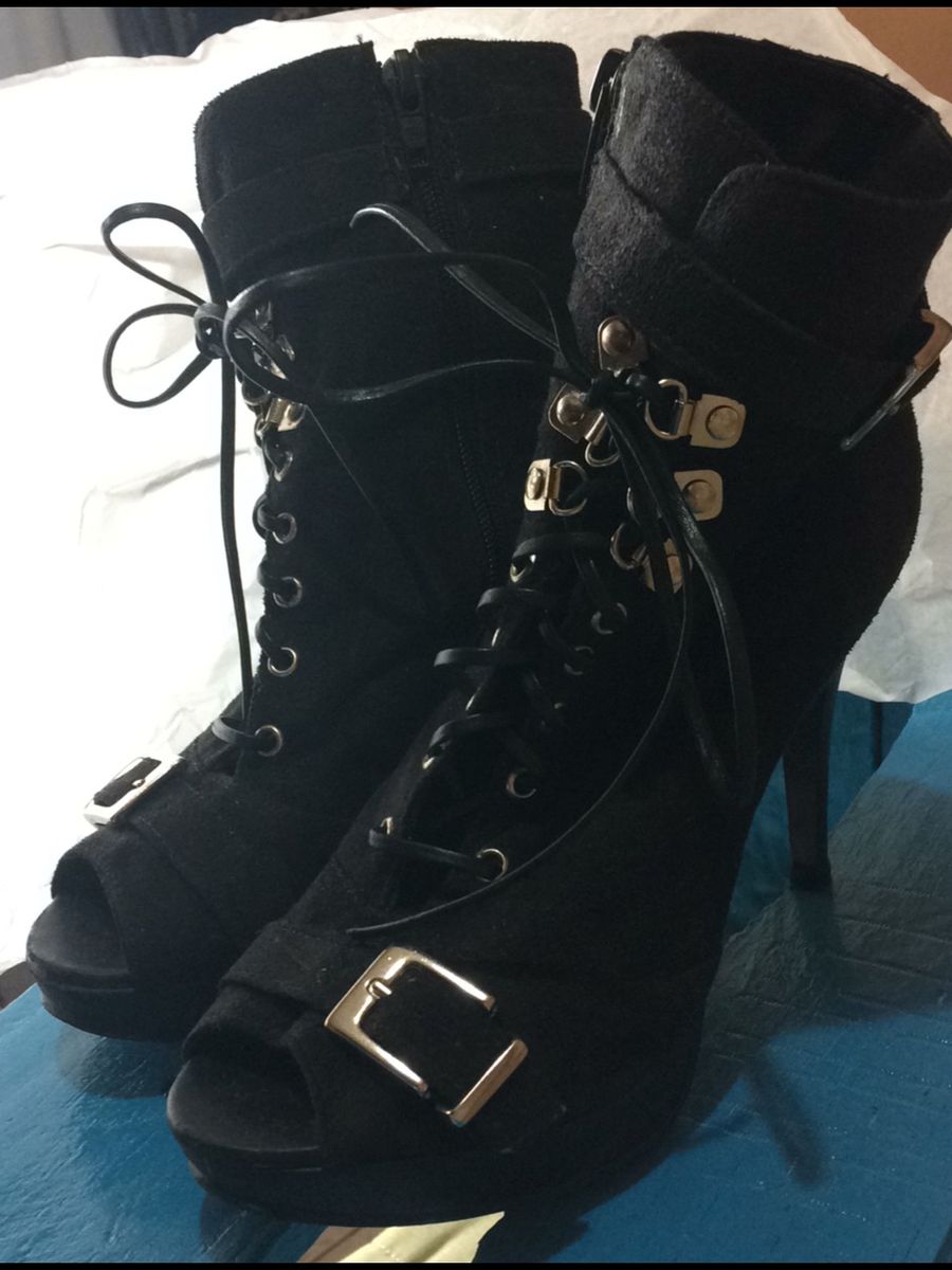 bota cano curto salto fino meia pata