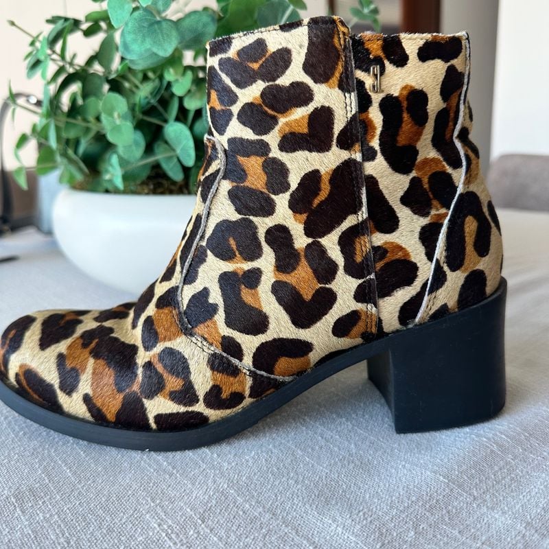 Bota santa lolla animal sales print