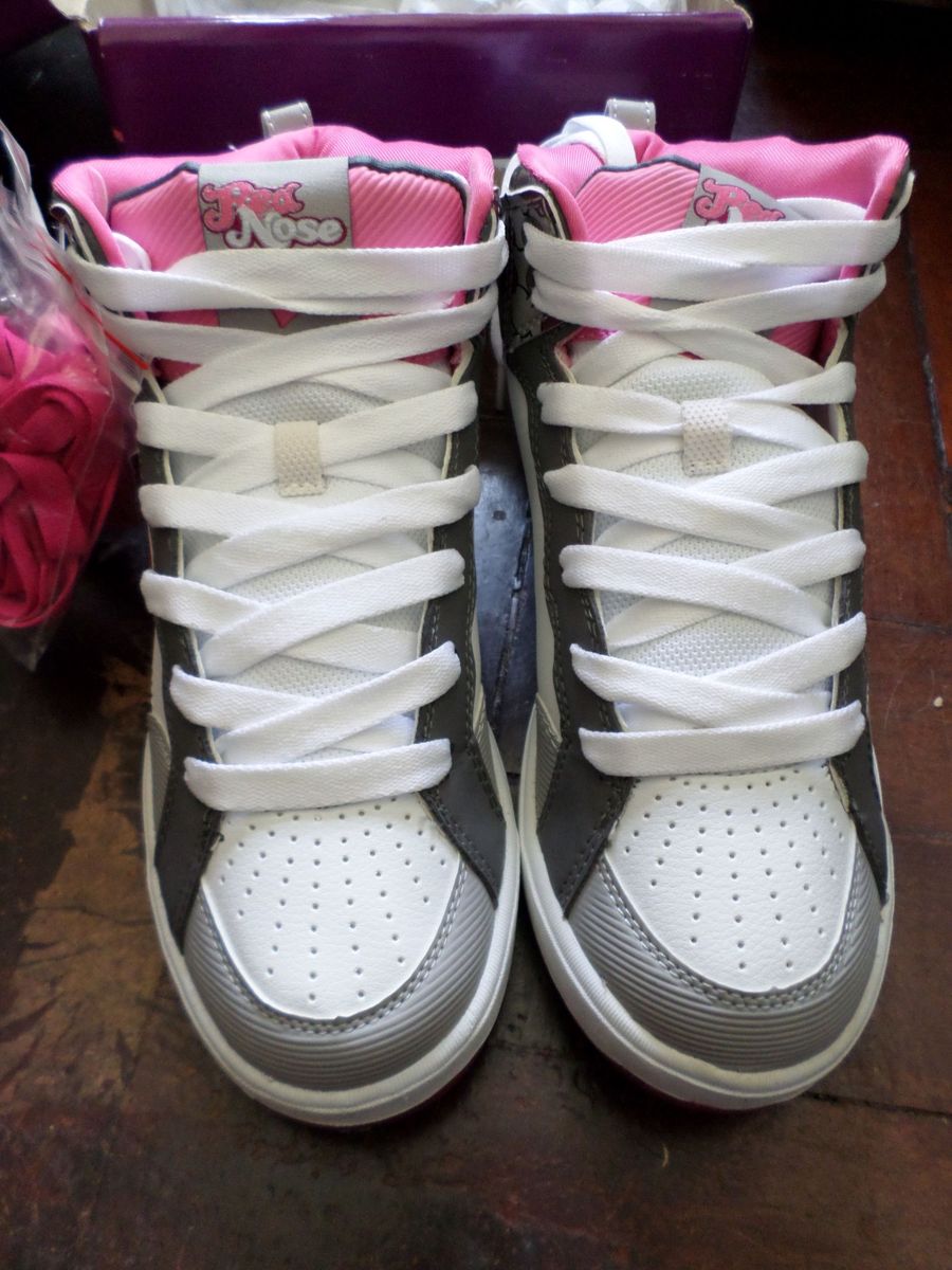 tenis red nose skate