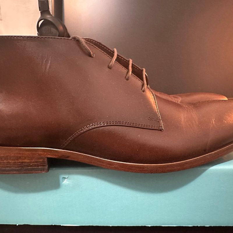 Bota Social Bico Redondo, Couro Legítimo, Cor Café Cns Usado