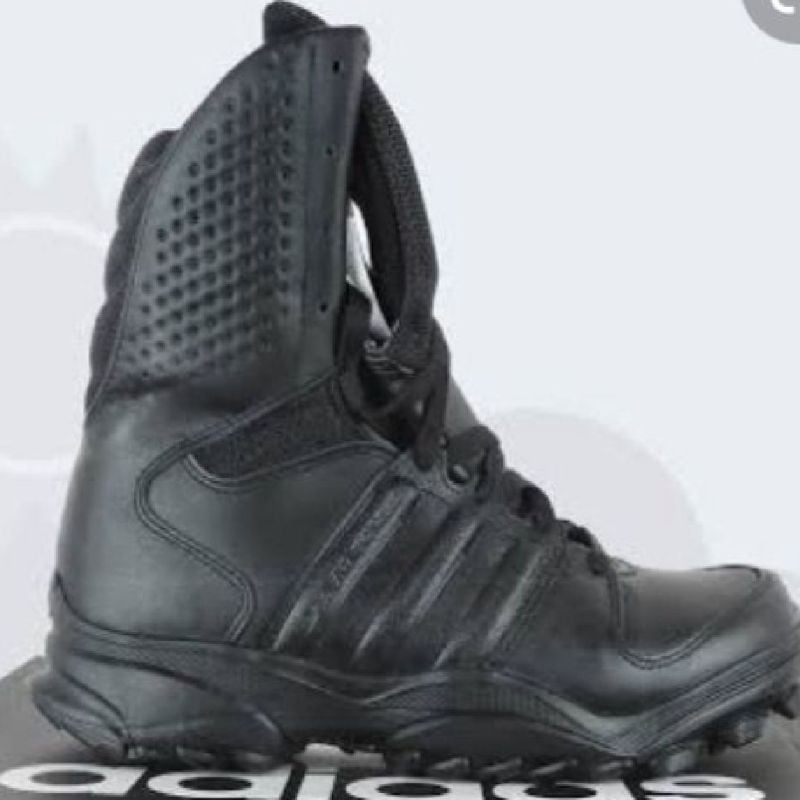 Botas cheap adidas gsg9