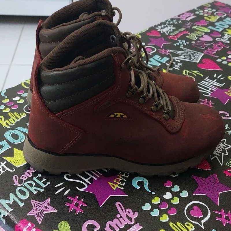 Bota bull store terrier feminina vermelha