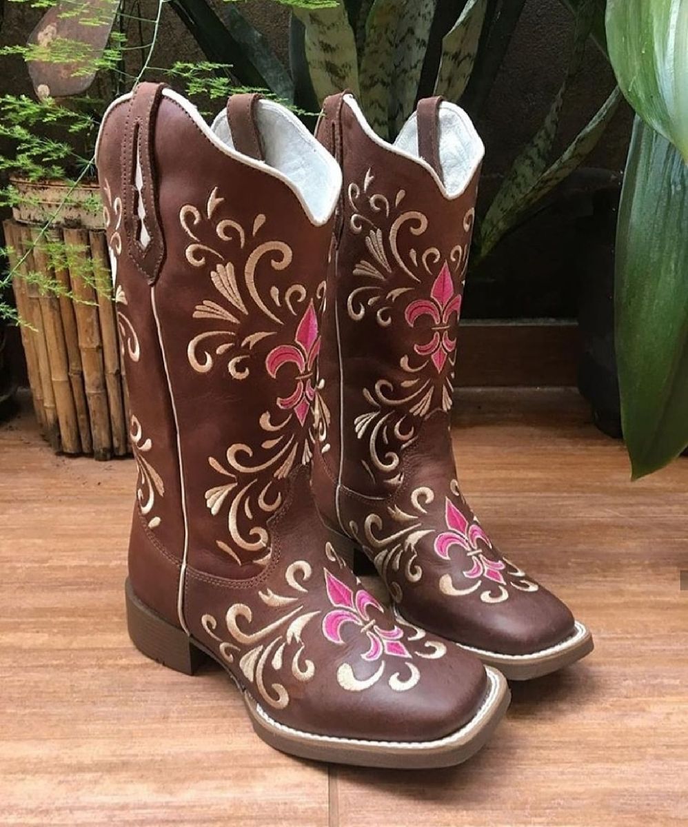 botas femininas bordadas