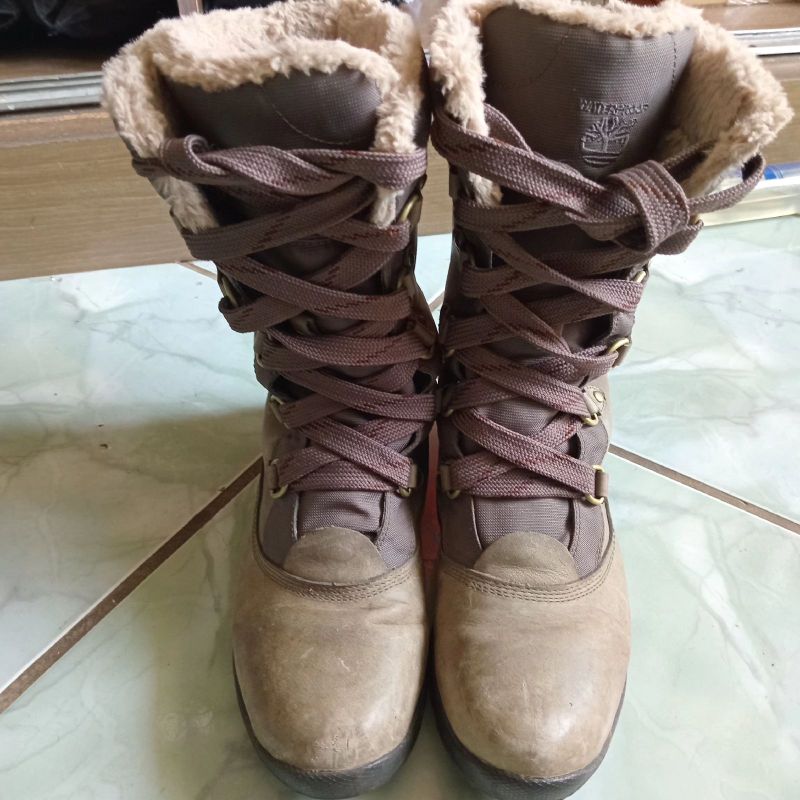 Bota Timberland Feminina Neve 37 Bota Feminina Timberland Waterproof  Usado 108058173 enjoei