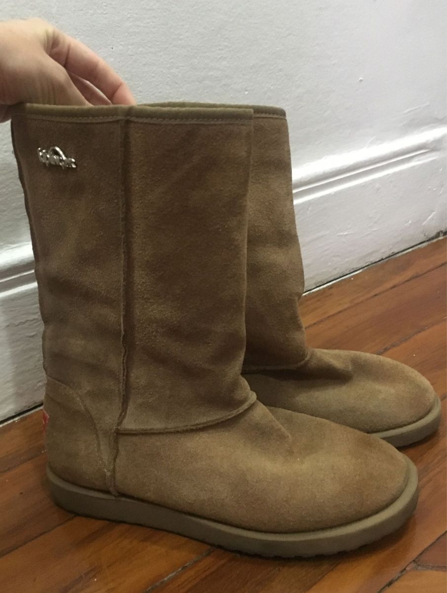 bota estilo ugg kipling