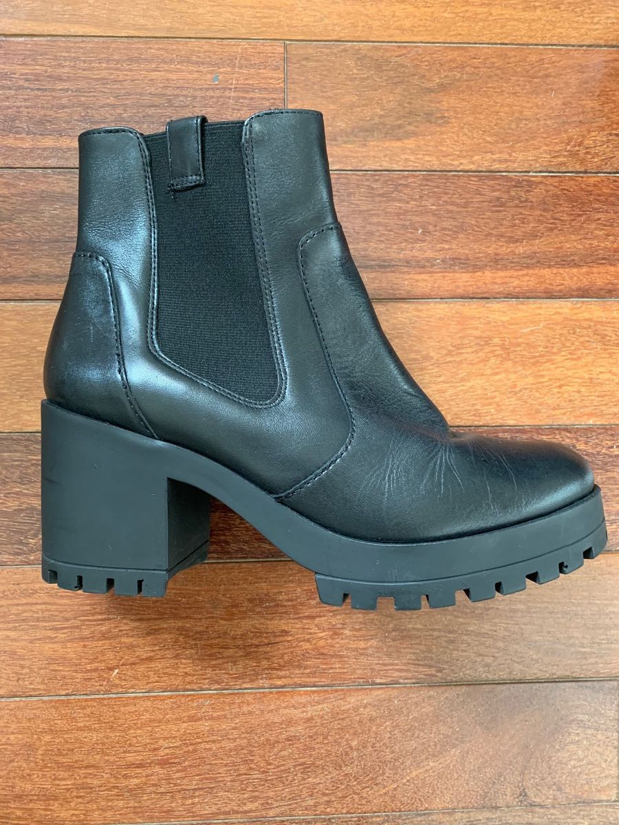 botas tratoradas arezzo