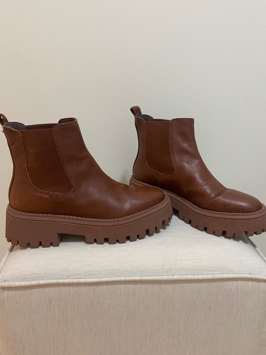 Bota Tratorada Arezzo Bota Feminina Arezzo Usado 89142928 enjoei