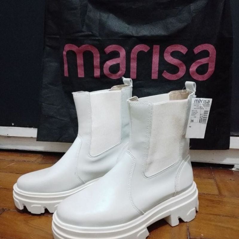 Bota branca fashion marisa