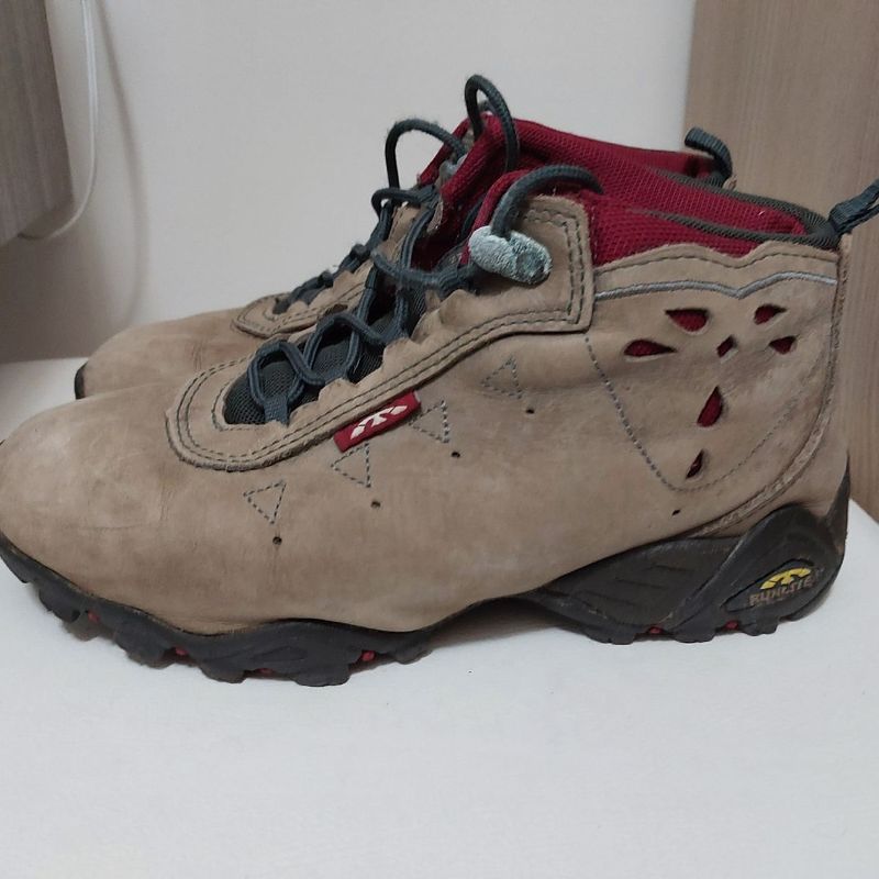 Bota Trilha Bull Terrier Marrom 35 Bota Feminina Bull Terrier Usado  92616305 enjoei