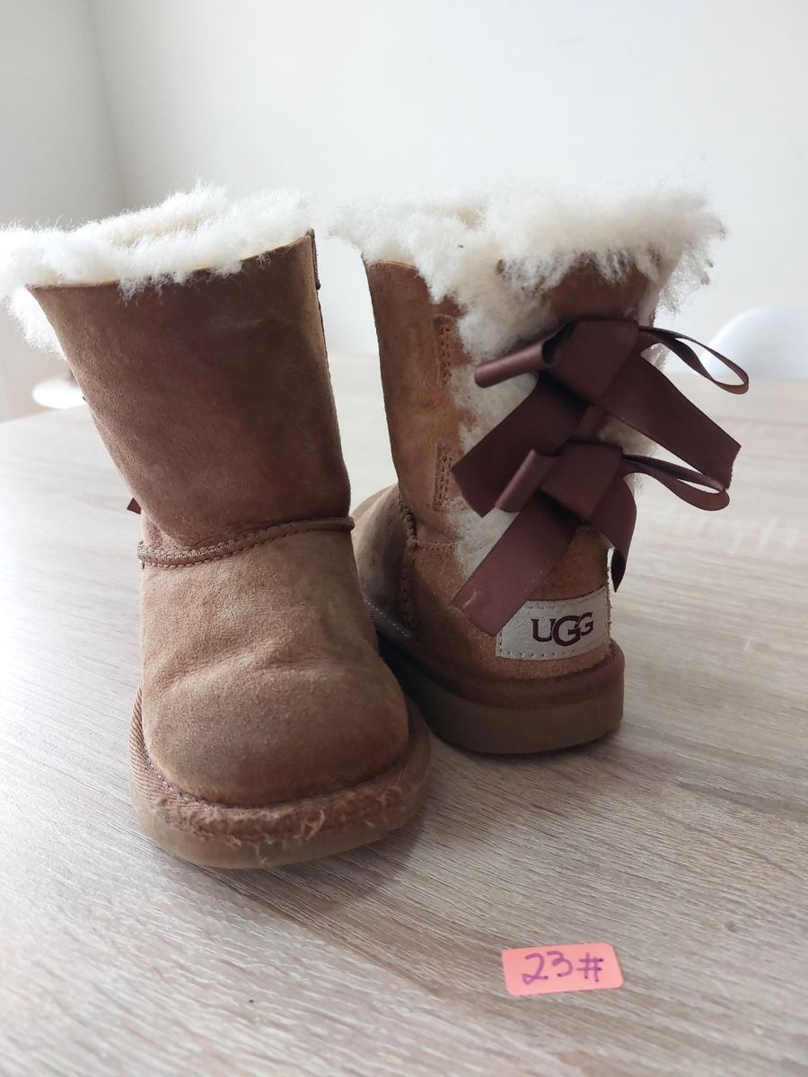 Bota sales ugg infantil