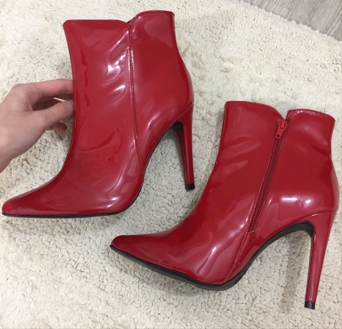 botas vermelha cano curto