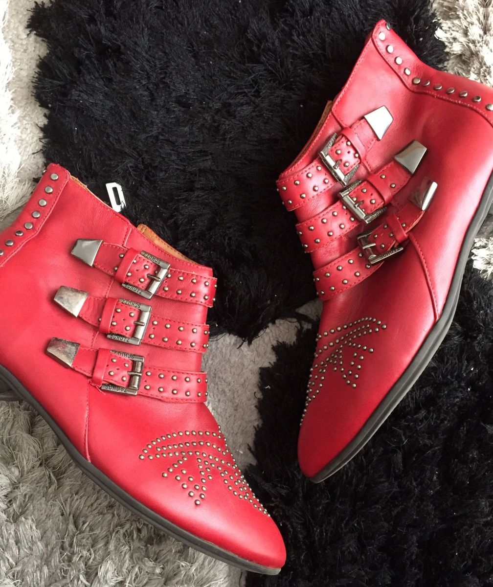 bota schutz tachas