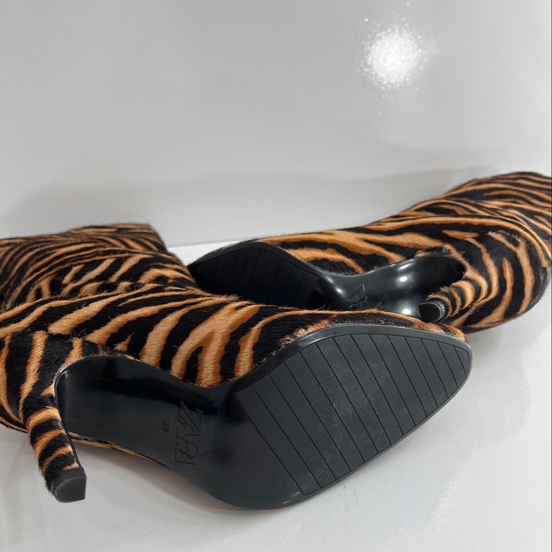 Botas animal print online zara