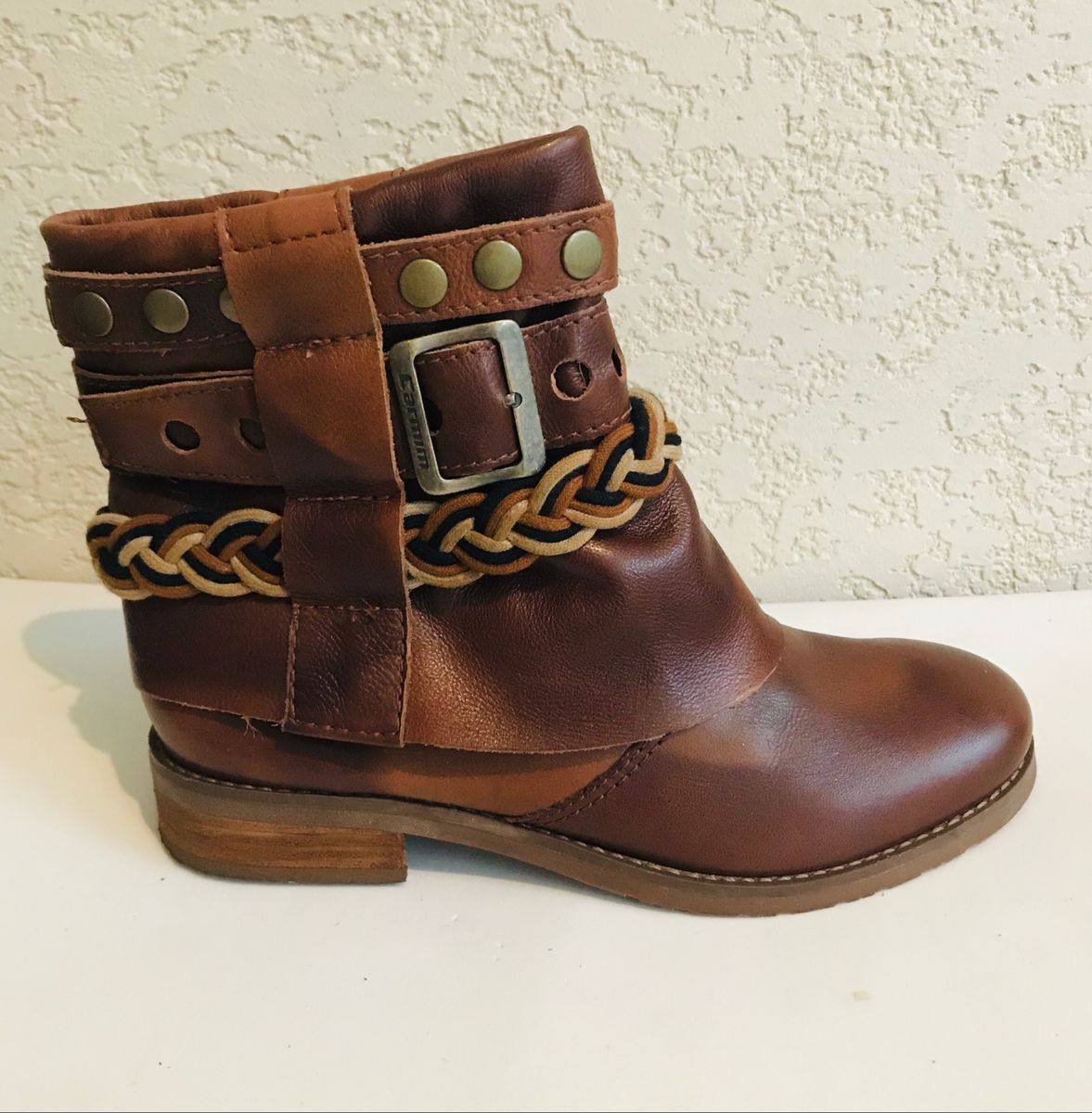 carmim botas