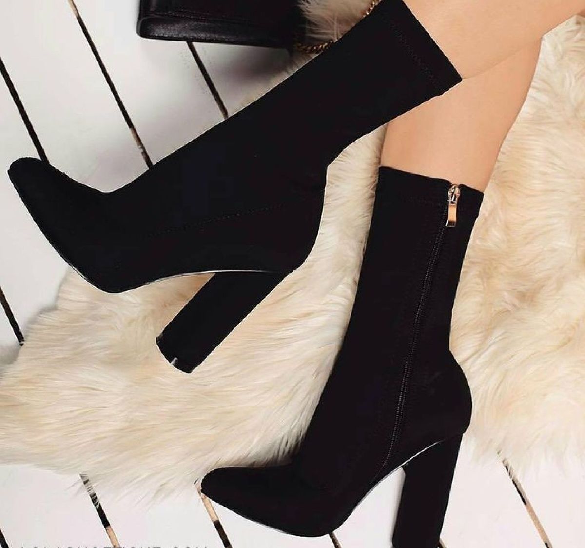 Botas femininas mais hot sale lindas do mundo