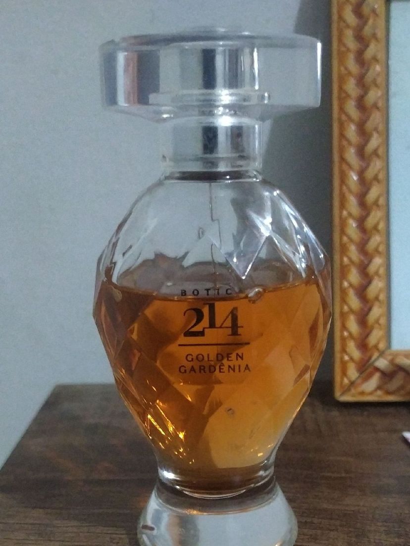 Botica 214, Golden Gardênia | Perfume Feminino O Boticário Usado ...