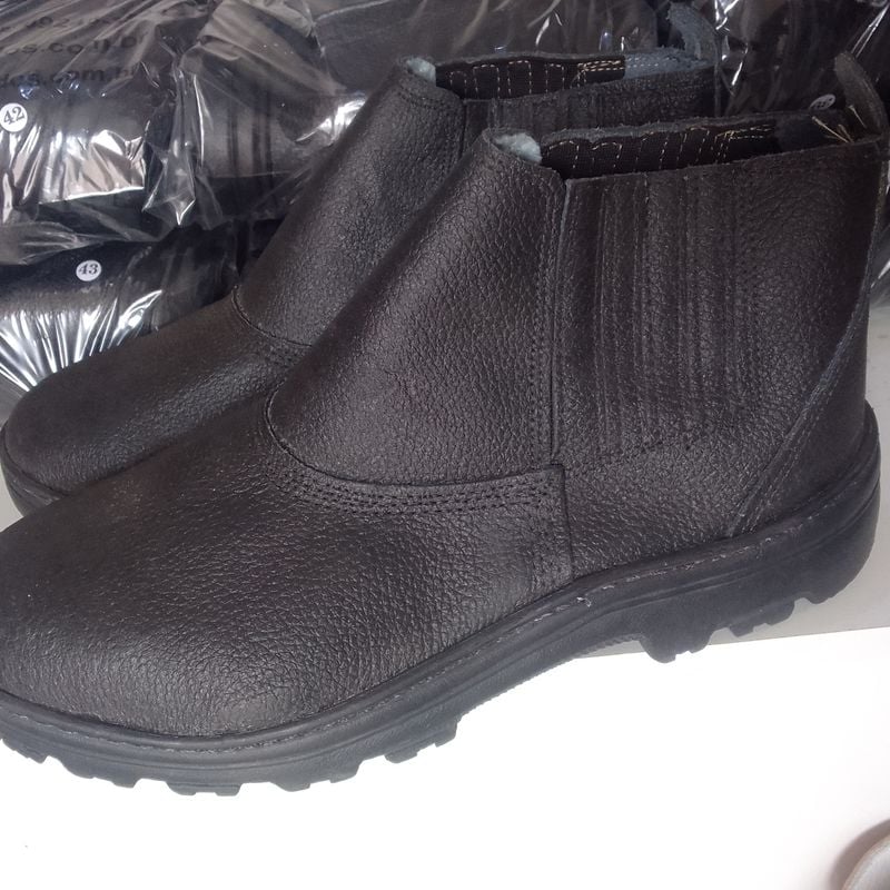 Bota bico hot sale de ferro