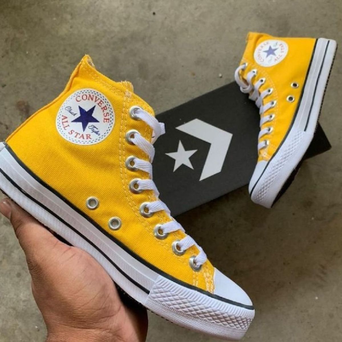 all star bota amarelo