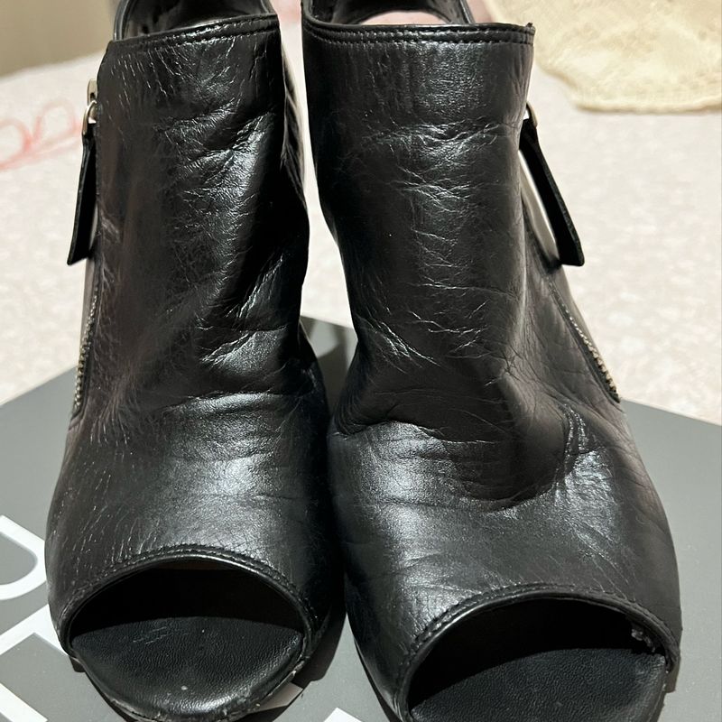 Botinha Arezzo Bota Feminina Arezzo Usado 80624199 enjoei