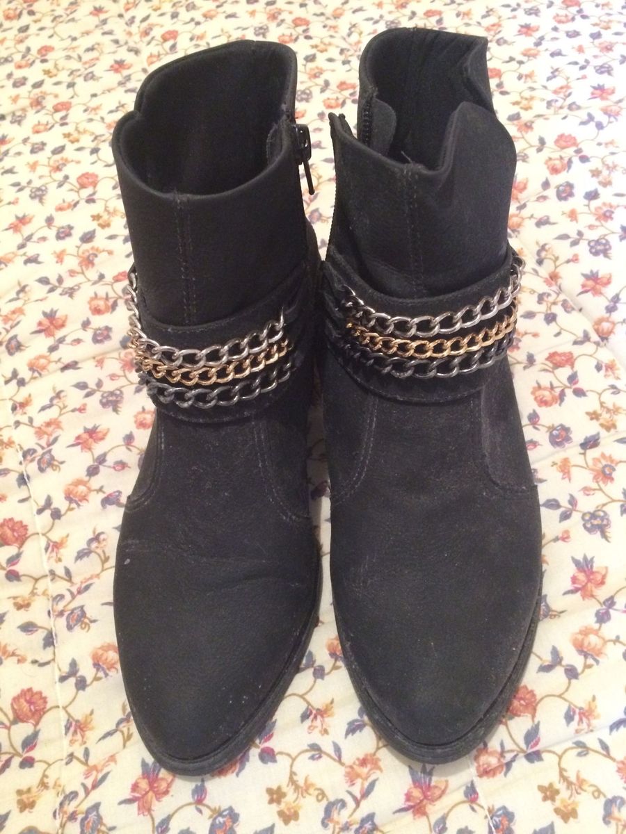 botas na loja mundial