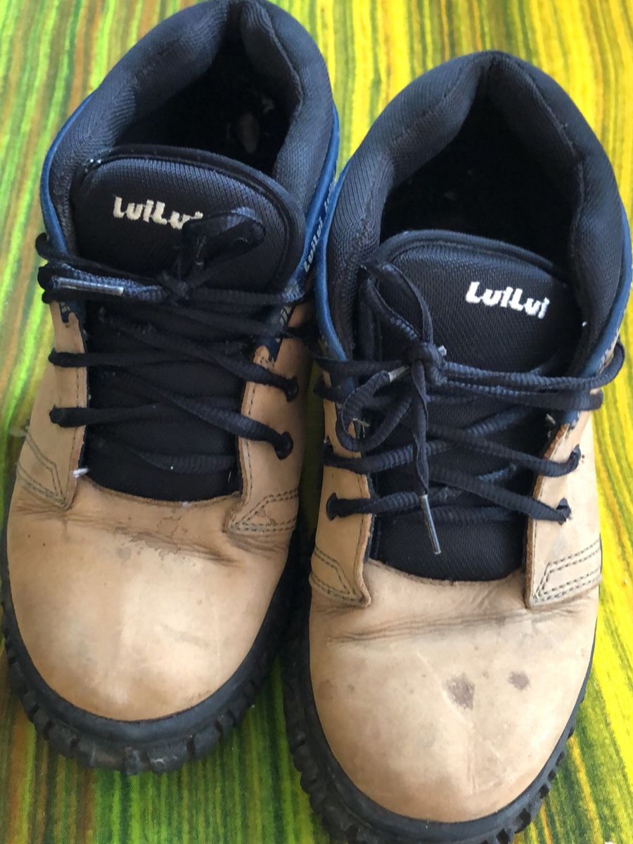 bota luilui antiga masculina