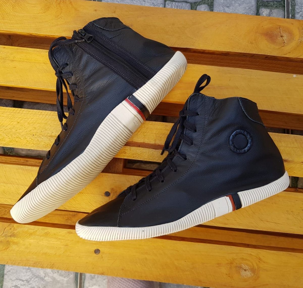 tenis osklen botinha