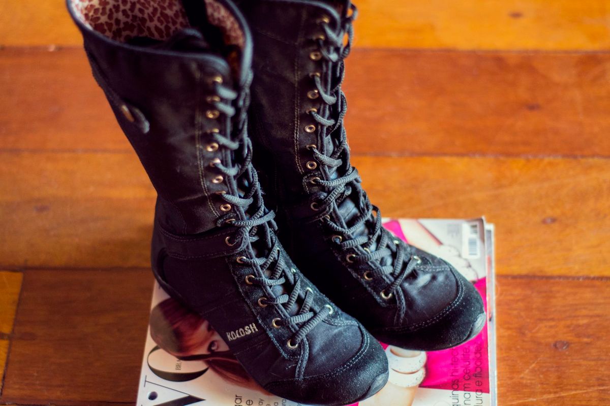bota kolosh cano curto