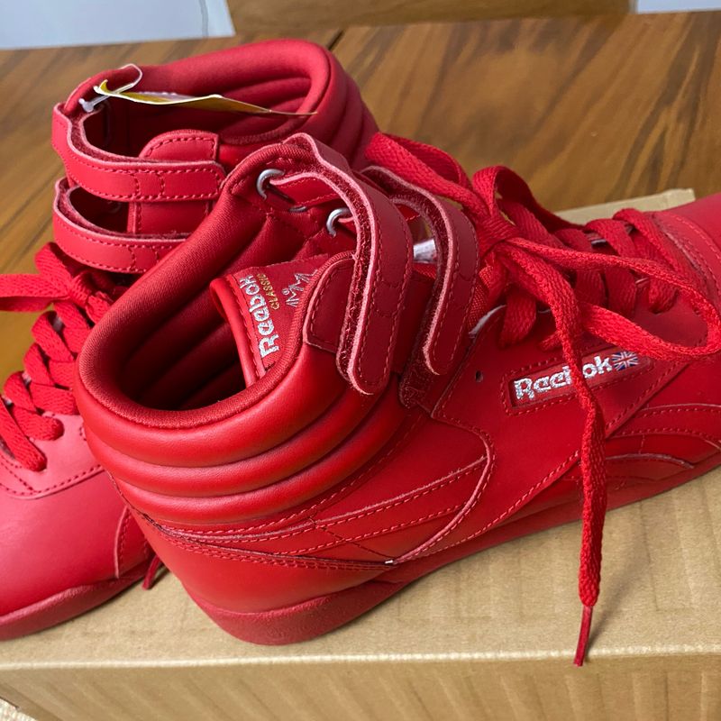 Botinha Reebok Clássica Vermelha Freestyle Hi 35 | Tênis Feminino