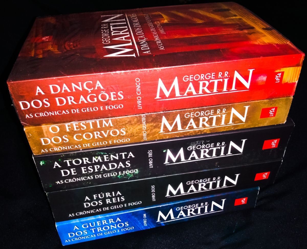 Box As Crônicas de Gelo e Fogo - 5 Volumes | Livro Leya Usado 51057629 ...