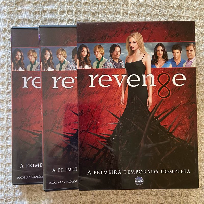 Revenge: The Complete First Season [DVD] 【公式通販】