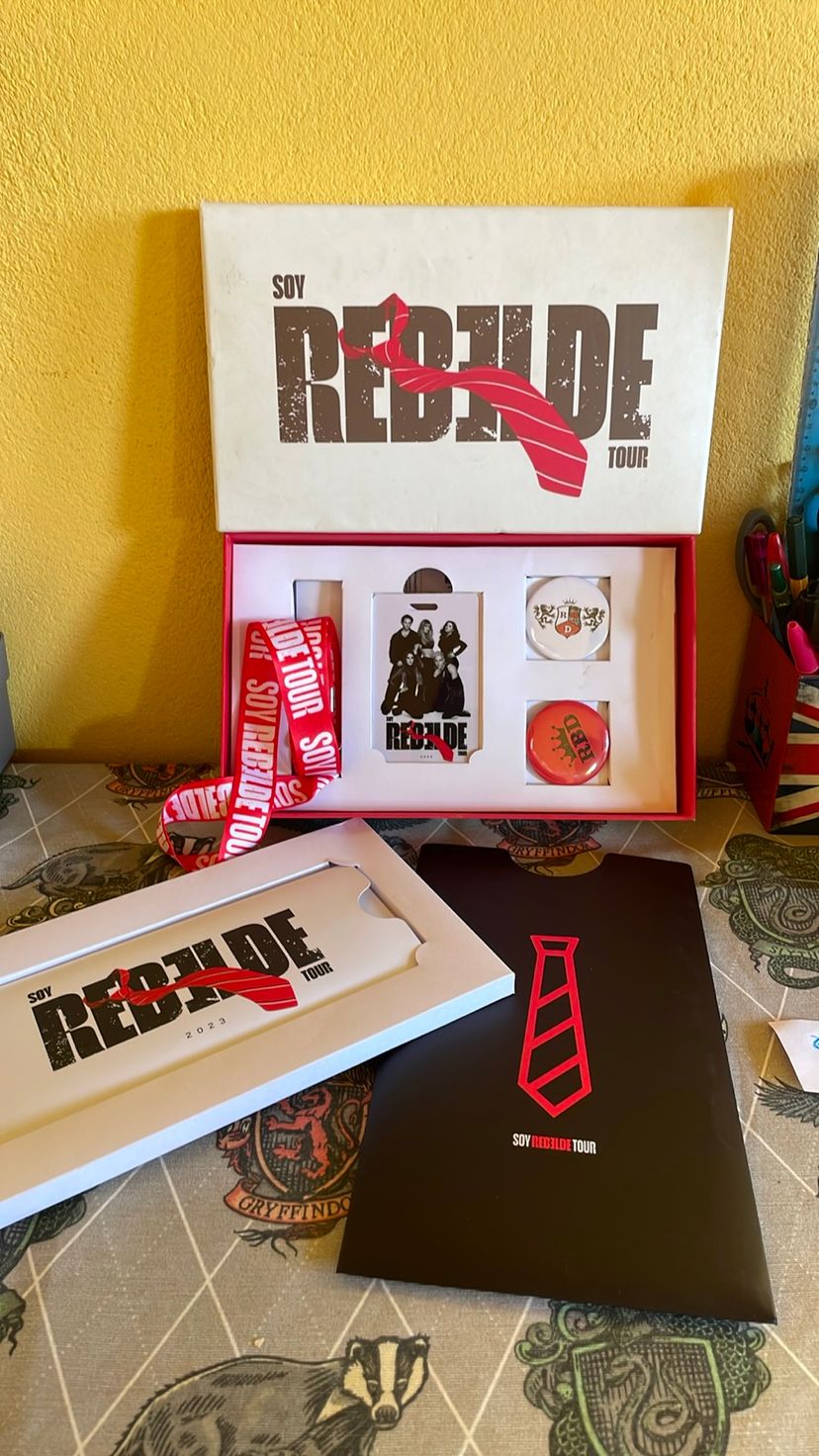 Box Fã Made Rbd Turnê 2023 | Item de Música Rbd Usado 124282520 | enjoei