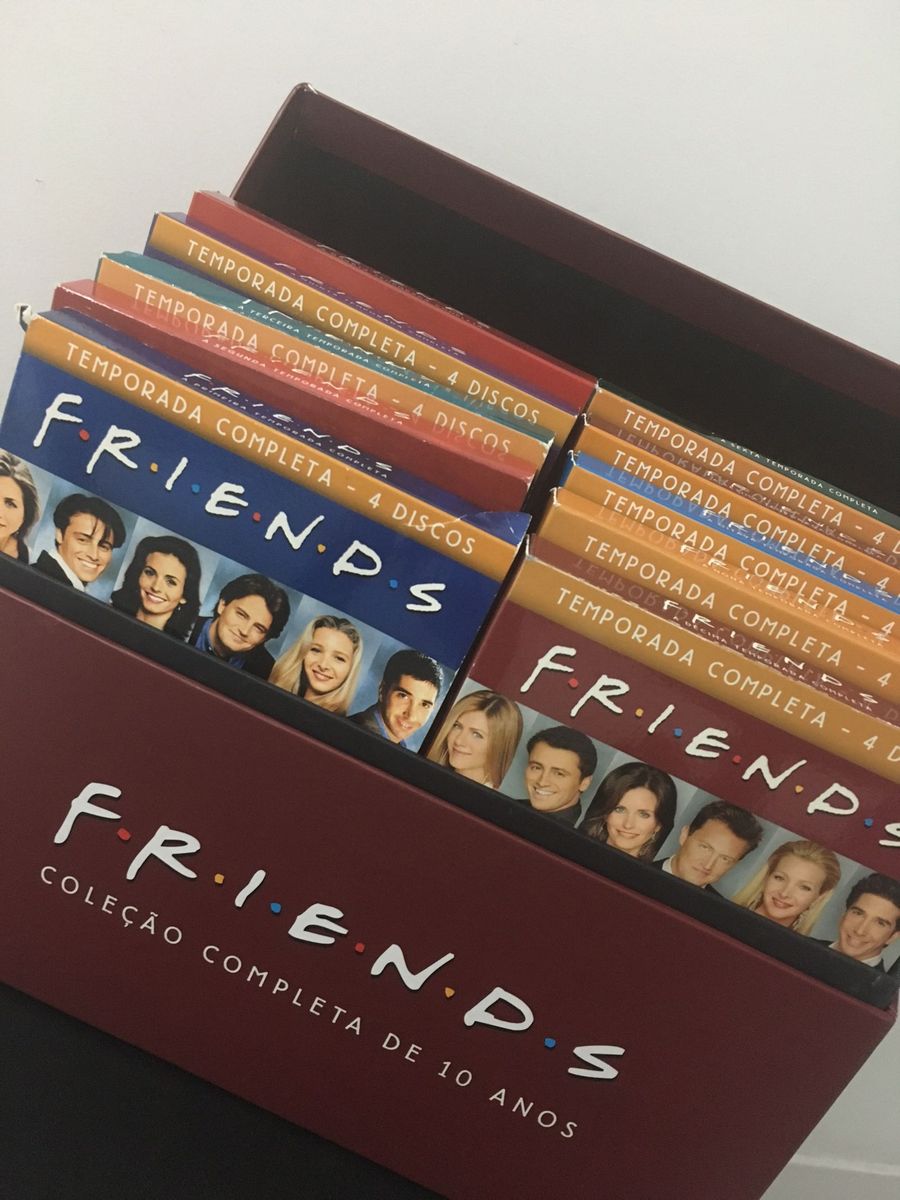 Box Friends Coleção de 10 Anos | Item Info & Eletro Warner Bros Usado ...