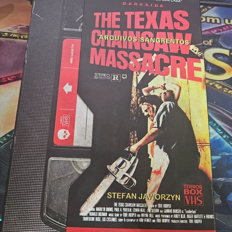 Box Terror Vhs - Coleção Dissecando: Evil Dead - Arquivos Mortos +