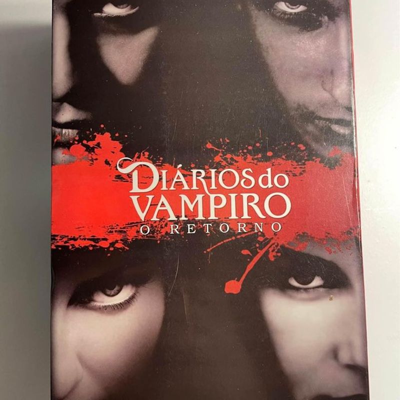 Box Diários do Vampiro com 5 livros