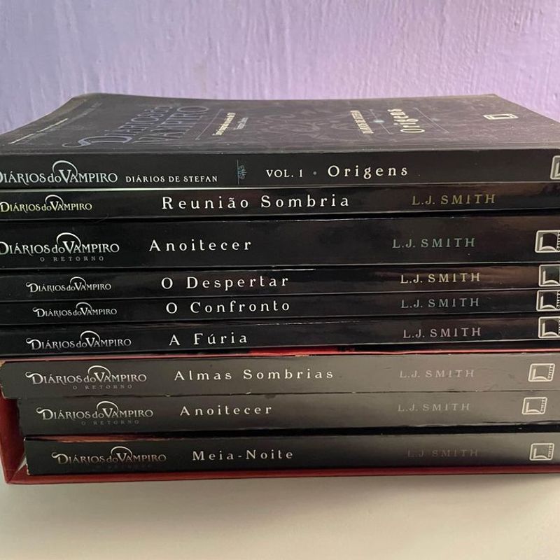 Coleção BOX de 6 livros THE VAMPIRE DIARIES Diários do Vampiro (CV1166)