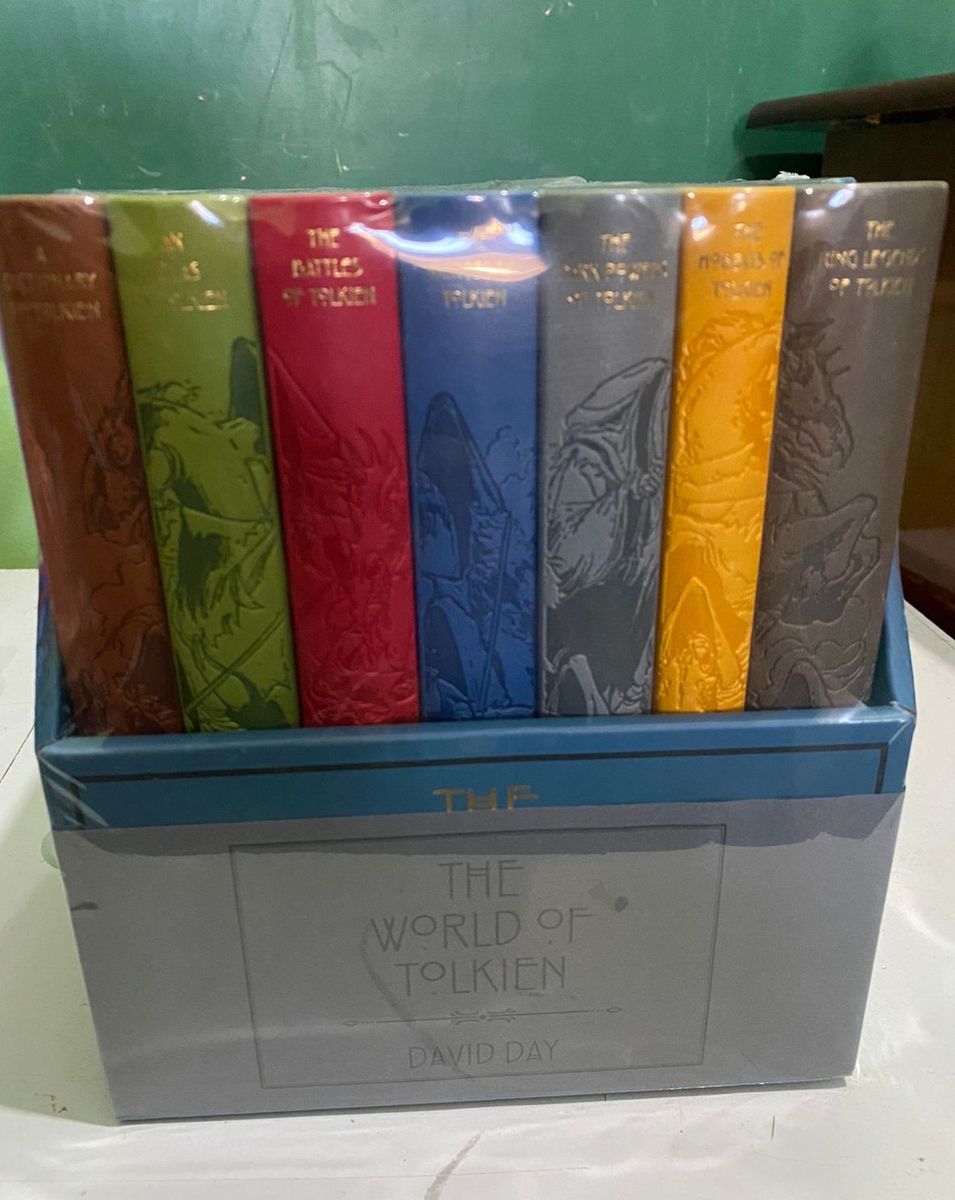 Boxed Set The World Of Tolkien | Livro J.J.E. Tolkien Nunca Usado ...