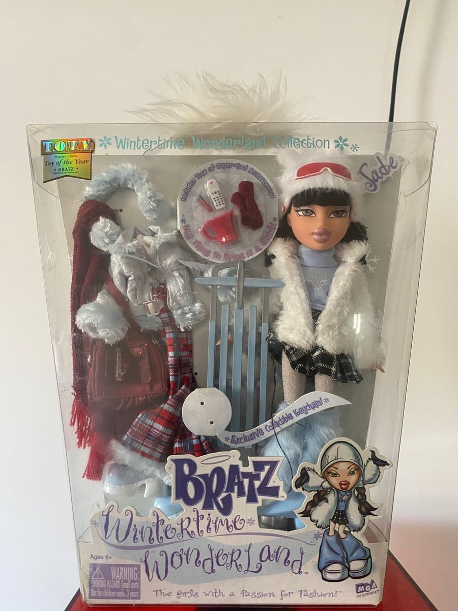 WonderLand Sasha 【未開封】BRATZ Wintertime WonderLand Sasha 【未開封】BRATZ Wintertime