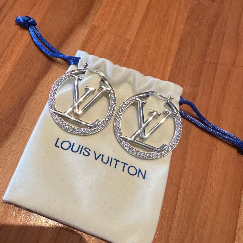 Brinco Louis Vuitton | Bijuteria Feminina Louis Vuitton Nunca Usado  90110878 | enjoei