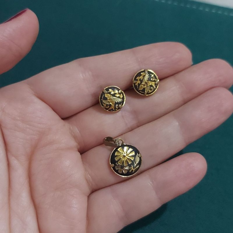 ダマスキナード 小物入れ 24K ANTONIO GARCIA ESCOBAR Brincos Vintage de Ouro de Toledo Artesanal Damasquino | Jóia