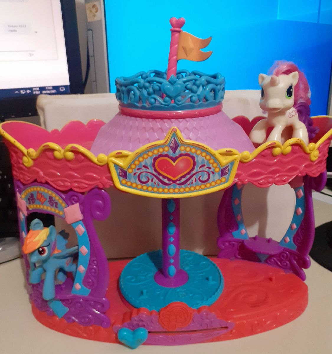 Brinquedo Antigo Cenário Set Carrossel Little Pony Brinquedo Hasbro Usado 57386184 enjoei