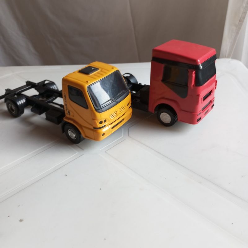 Brinquedo Caminhão de Madeira | Brinquedo Scania Usado 60635684 | enjoei