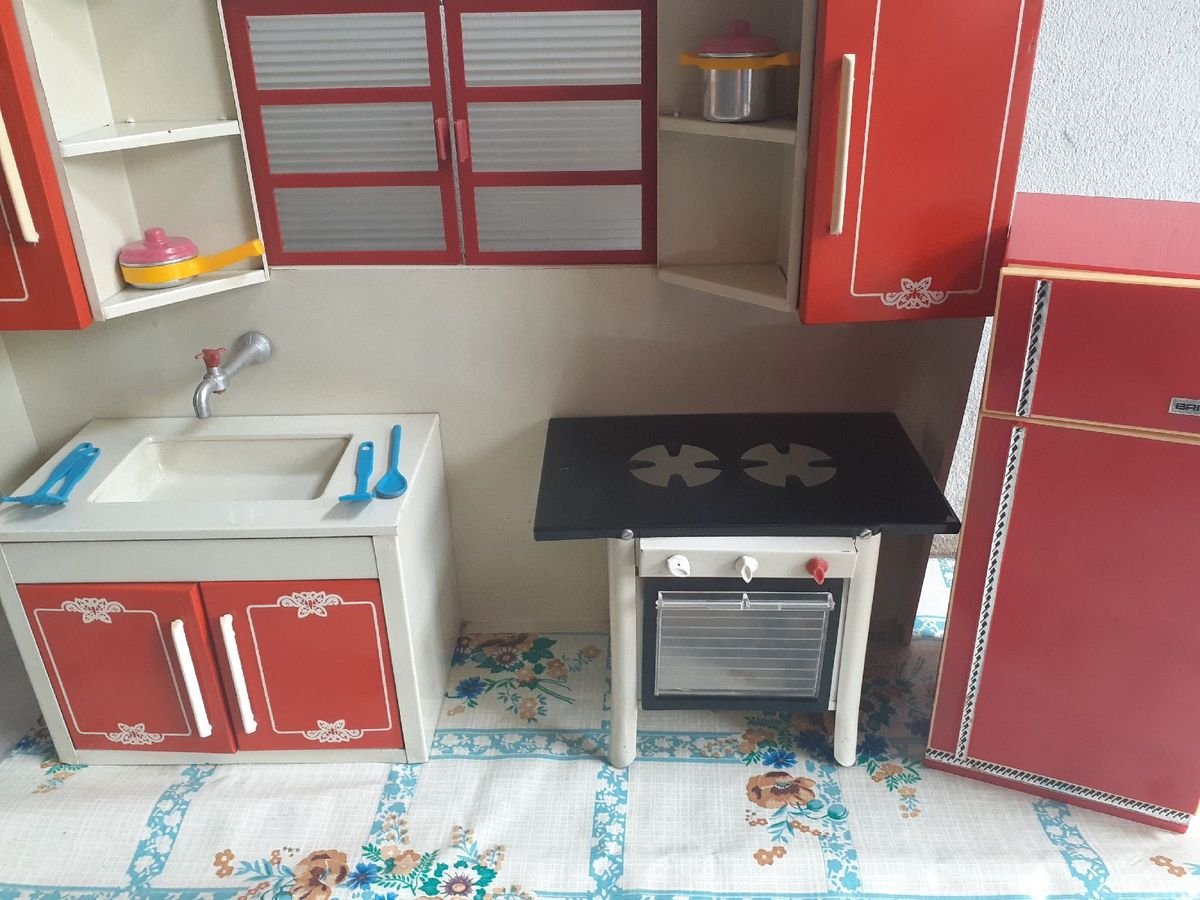 Preços baixos em Conjuntos de Cozinha de Brinquedo Antigos e Vintage