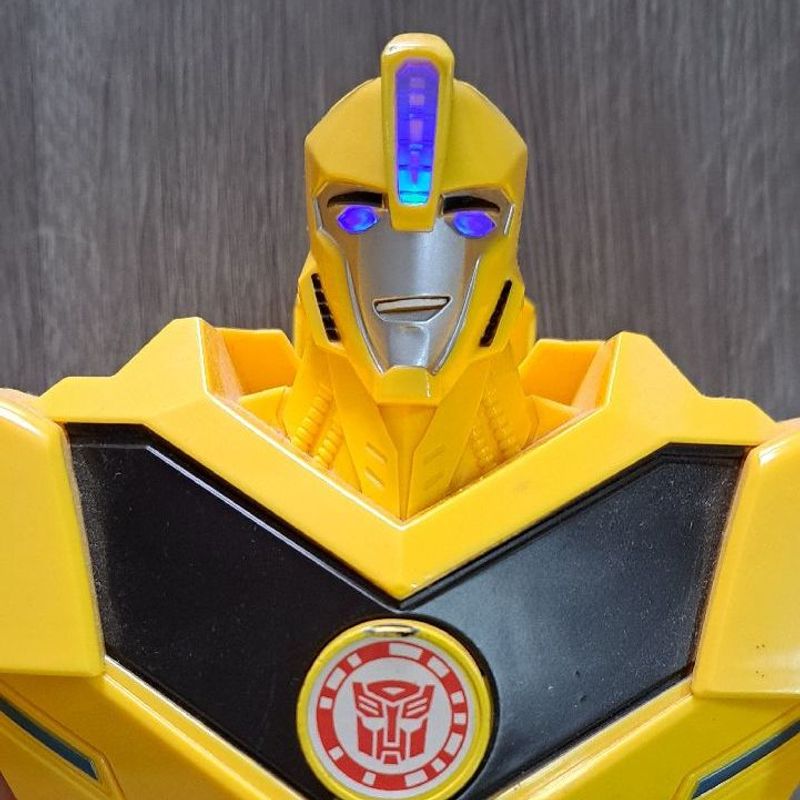 Super bumblebee transformer store toy