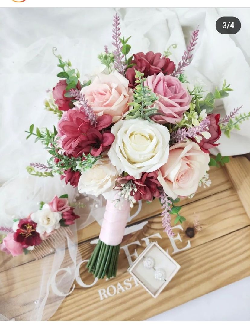 Buquê de Noiva com Flores Artificiais | Roupa de Casamento Feminina  Noivinha Flor Usado 81699533 | enjoei