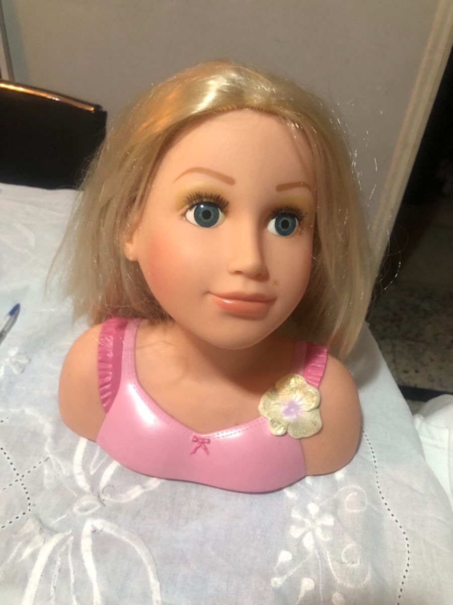 Boneca de maquiagem infantil em promoção