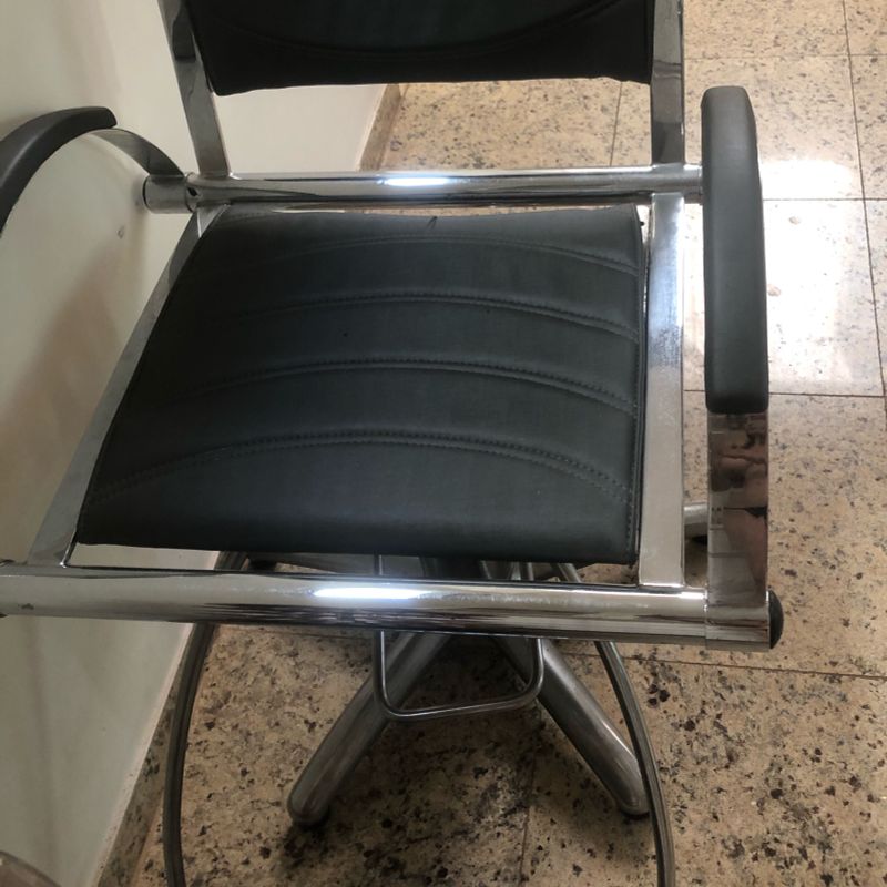 Cadeira ferrante usada em São Paulo