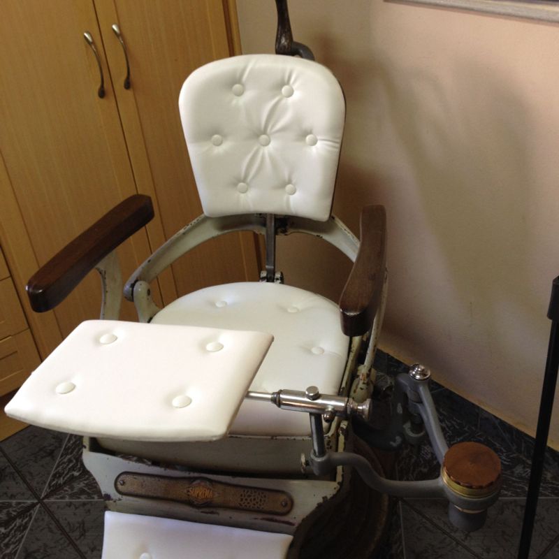 Cadeira de barbeiro antiga muraro restaurada 