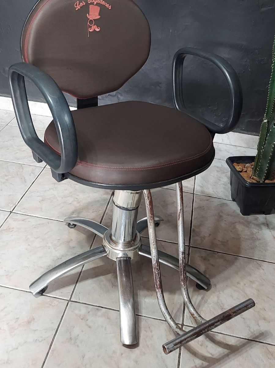 Cadeiras de barbeiro usadas para venda com cadeira de barbeiro encosto de  cabeça reclinável para cadeira de barbeiro de estilo vintage